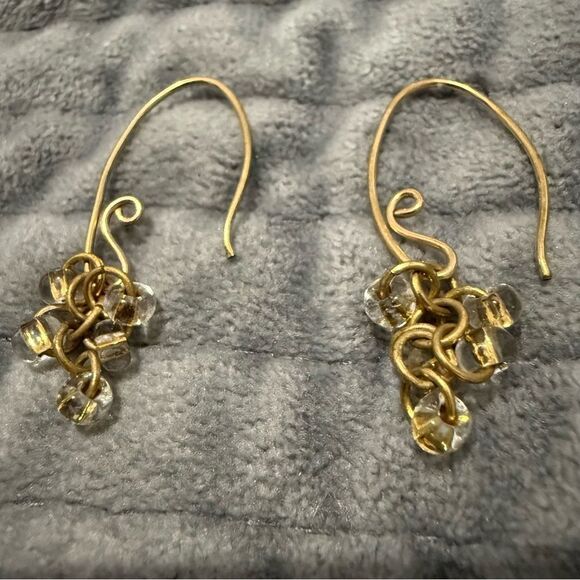 DESIGNER-STYLE GOLD DROP EARRINGS WITH CLEAR BEADS - Picture 14 of 17